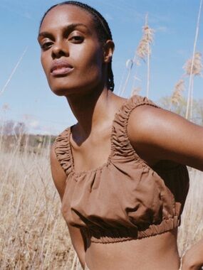 Shaina Mote Smocked Crop Top in Tobacco